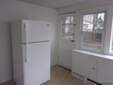 135 Benson St, Albany, NY 12206 - photo 6