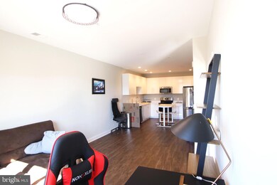 Trafalgar Flats unit 322, Arlington, VA 22204 - photo 3