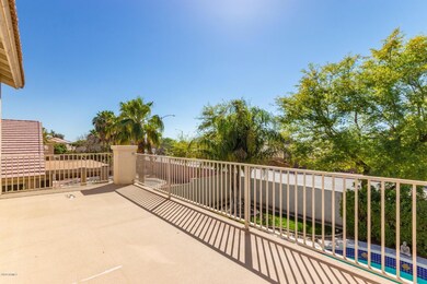 127 Balcony