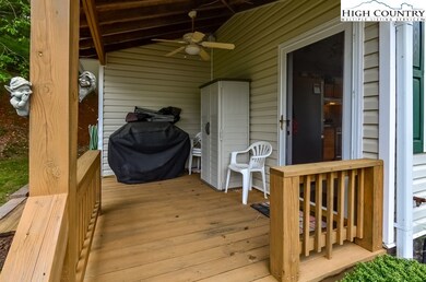 Small porch off of kitchen area..