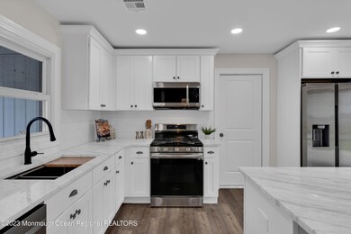 34 Ormont Ln, Matawan, NJ 07747 - photo 4