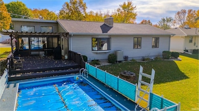 860 Cambridge Dr, Wabash, IN 46992 - photo 3