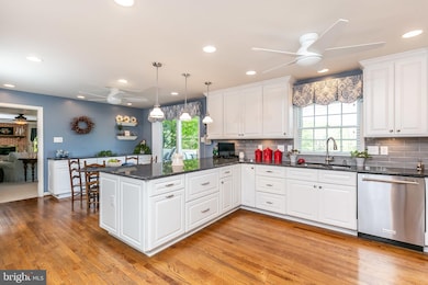 12036 Gores Mill Rd, Reisterstown, MD 21136 - photo 4