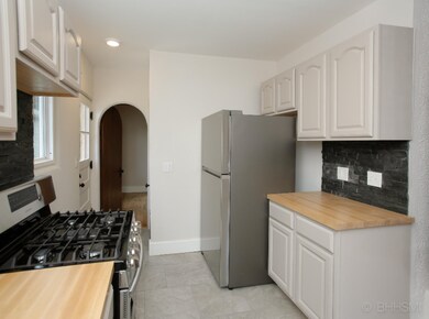 510 elmhurst-107
