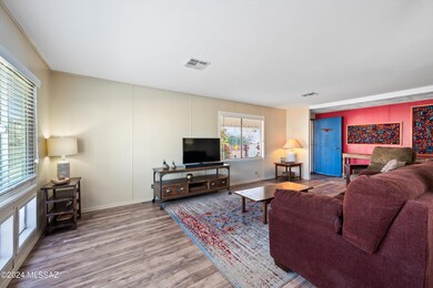 07-Living Area