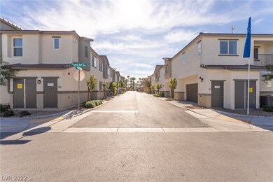 12170 Midnight Pine Rd unit 2, Las Vegas, NV 89183 - photo 3