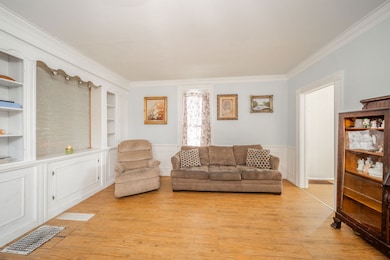 511 W 5th St, Anderson, IN 46016 - photo 5