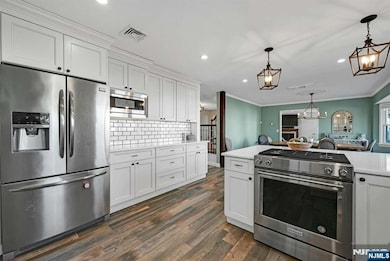 66 Elm St, Englewood Cliffs, NJ 07632 - photo 5