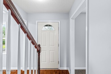 311 Greenbriar Dr, Jacksonville, NC 28546 - photo 5