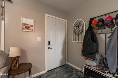 106 11th St NW, Mandan, ND 58554 - photo 3