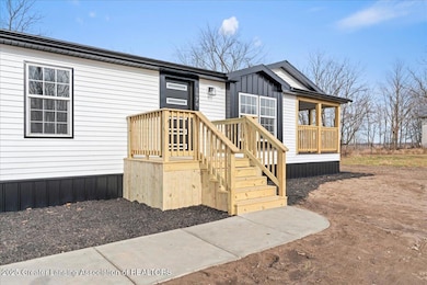 1976 Bolock Hwy, Charlotte, MI 48813 - photo 4