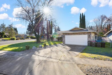 1499 Papago Dr, Medford, OR 97504 - photo 4