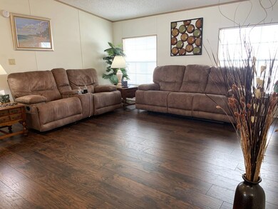 338 Belle Tower Ave unit 338, Lake Placid, FL 33852 - photo 3