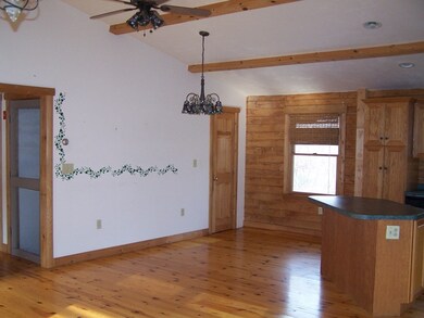 241 Chamberlain Hill Rd, Barre, MA 01005 - photo 6