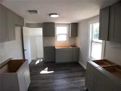 902 Canal Dr, Cocoa, FL 32926 - photo 4