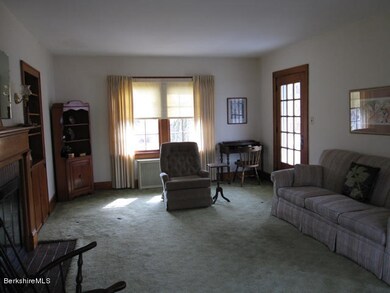 320 Franklin St, North Adams, MA 01247 - photo 3