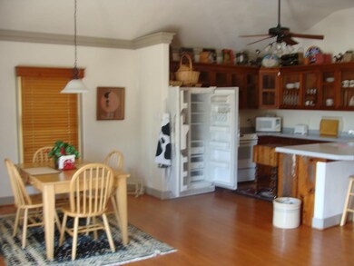 1512 Upper Liveoak Rd, Fredericksburg, TX 78624 - photo 3