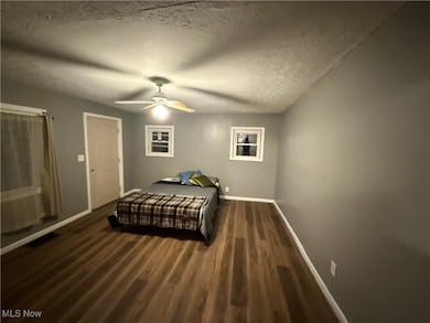 371 Beth St, Akron, OH 44301 - photo 3