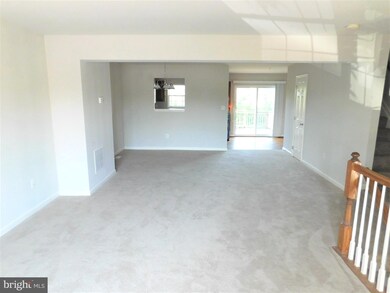 5796 Rock Spray Ct, Frederick, MD 21703 - photo 3