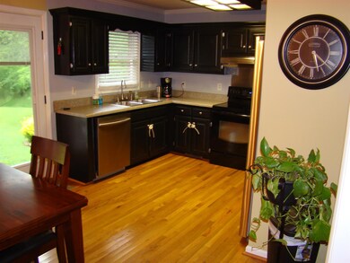 517 Meadowlark Dr, Shelbyville, TN 37160 - photo 7