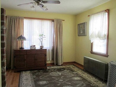 68 West St, West Warwick, RI 02893 - photo 3