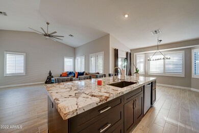 3882 S Eucalyptus Pl-7