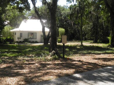 1031 Village Oaks Ln, St. Simons Island, GA 31522 - photo 5