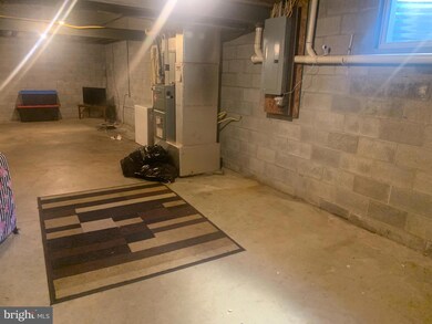 582 Daisy Dr, New Holland, PA 17557 - photo 6