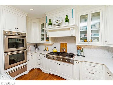 Kitchen - Double wall ovens with warming drawer