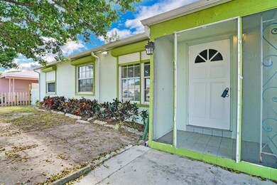 2128 Longwood Rd, West Palm Beach, FL 33409 - photo 4