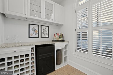 945 Powhatan St, Alexandria, VA 22314 - photo 5