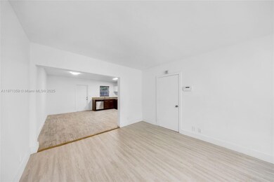 1125 9th St unit 1, Miami Beach, FL 33139 - photo 3