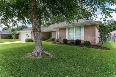 2104 Jarrod Dr, Cantonment, FL 32533 - photo 2