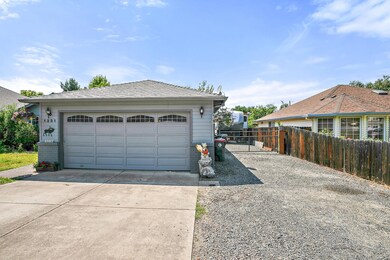 1231 N Modoc Ave, Medford, OR 97504 - photo 5