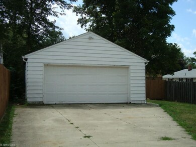 2 car detached garage w/ opener and man door
