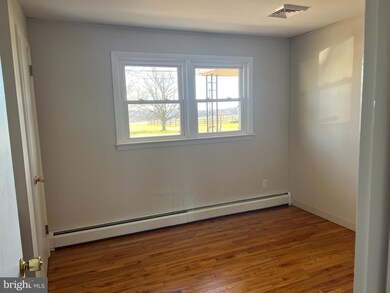 1661 County Line Rd, Bechtelsville, PA 19505 - photo 5