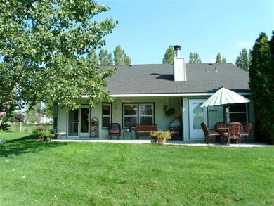 2333 Lower Pond Ln, Homedale, ID 83628 - photo 2