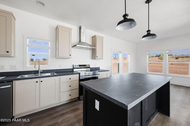 39 E Abra Rd, Paulden, AZ 86334 - photo 7