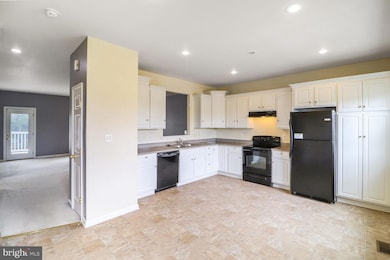 16 Karendale Ct, Windsor Mill, MD 21244 - photo 6