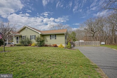 319 Fountain Ave, Burlington, NJ 08016 - photo 3