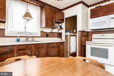 4906 Shepard St, Brookhaven, PA 19015 - photo 6