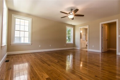 342 Logee St, Woonsocket, RI 02895 - photo 5