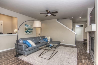 63139 NE Black Powder Ln, Bend, OR 97701 - photo 5