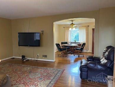 1533 Corcoran Place, Cincinnati, OH 45224 - photo 4