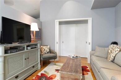 Sitting room/office/possible guest bedroom