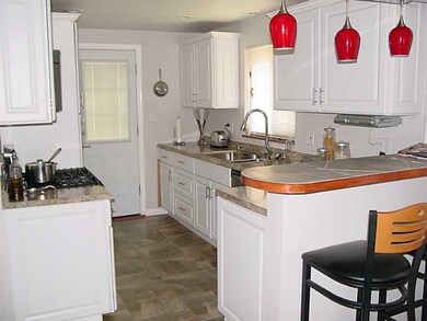 Kitchen. New, new and new1!!