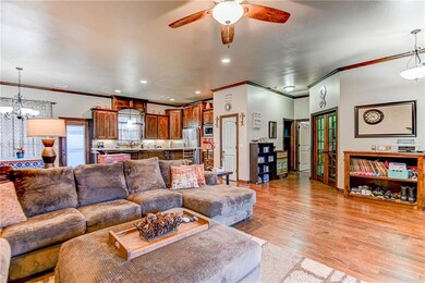 287 Mounds Rd, Harrah, OK 73045 - photo 6