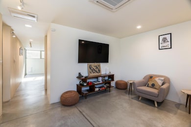 704 Benicia Ln, Albuquerque, NM 87102 - photo 6