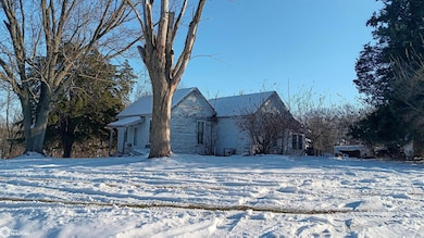 1623 Estes St, Keokuk, IA 52632 - photo 2