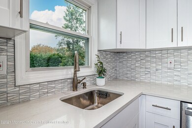 585 kitchen backsplash